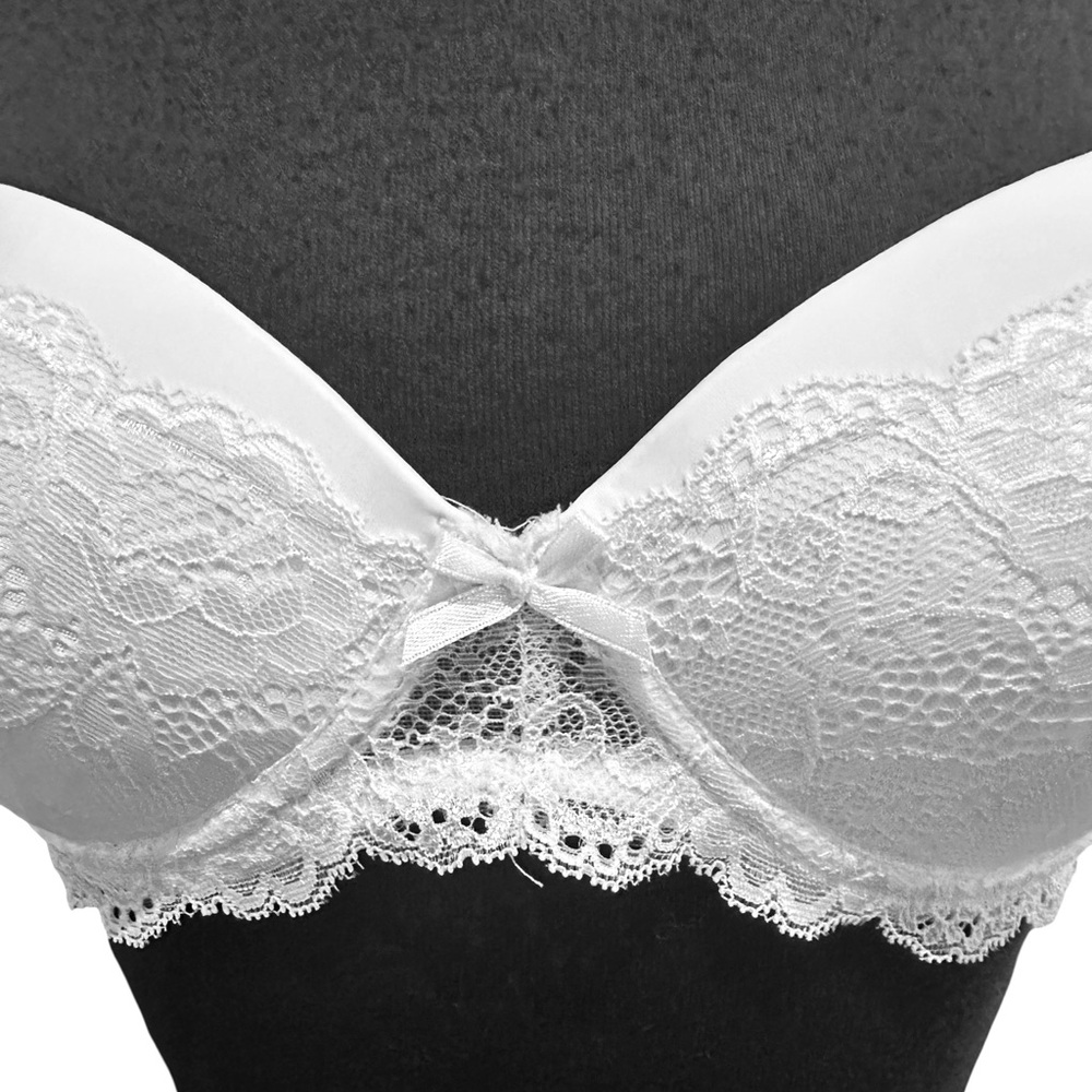 NEW! Marilyn Monroe Demi Lace Bra Size 36C - Picture 4 of 8
